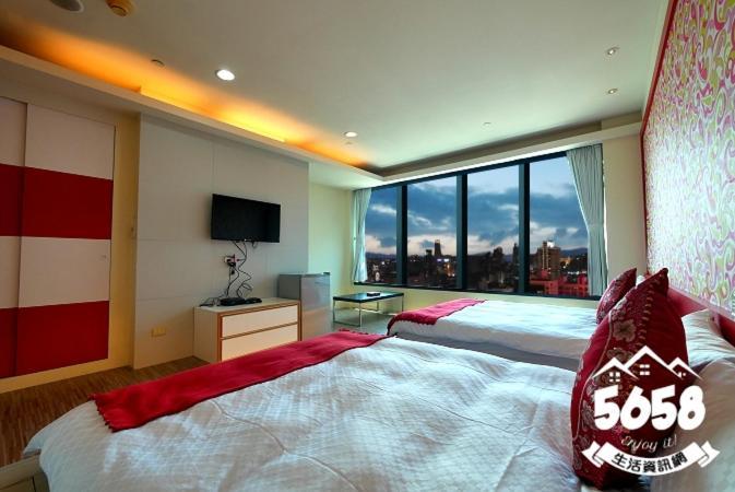 Ferienwohnung 85旅行家 Kaohsiung Exterior foto